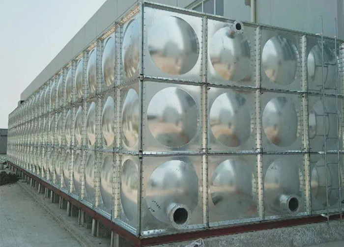 介紹鍍鋅水箱的強度和封閉性